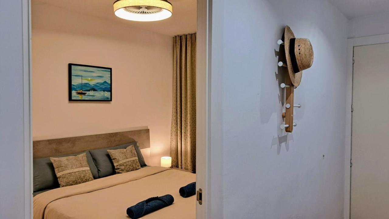 Garden Beach Apartment Торрев'єха Екстер'єр фото
