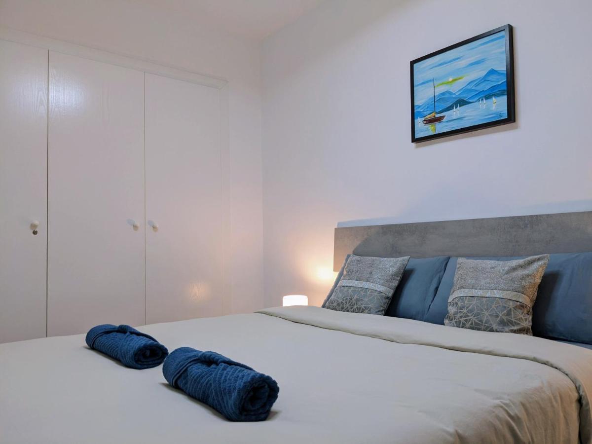 Garden Beach Apartment Торрев'єха Екстер'єр фото